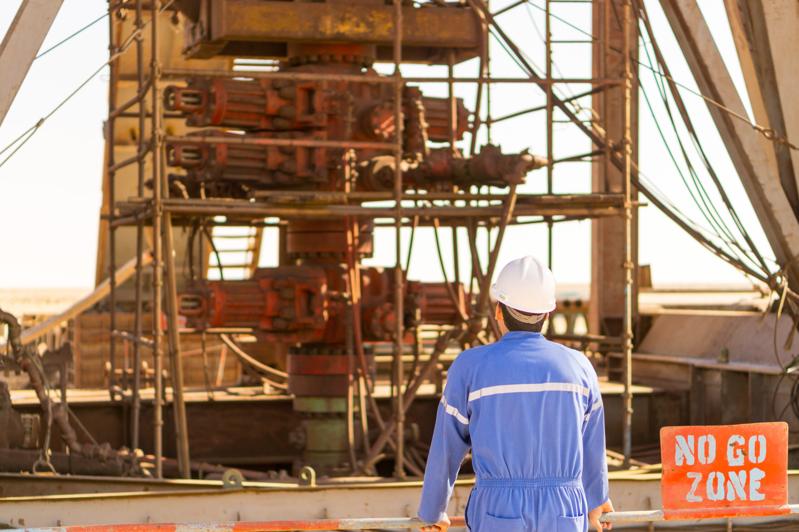 drilling foreman check the rig BOP